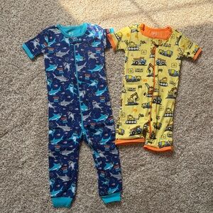 The Children's Place Navy & Yellow Kids Short & Long Sleeve Footie Duo